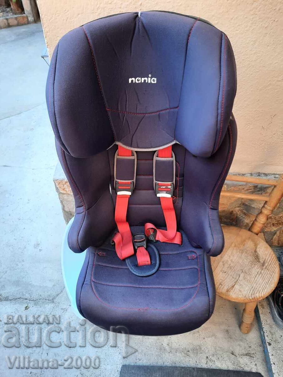 Scaun auto pentru copii.