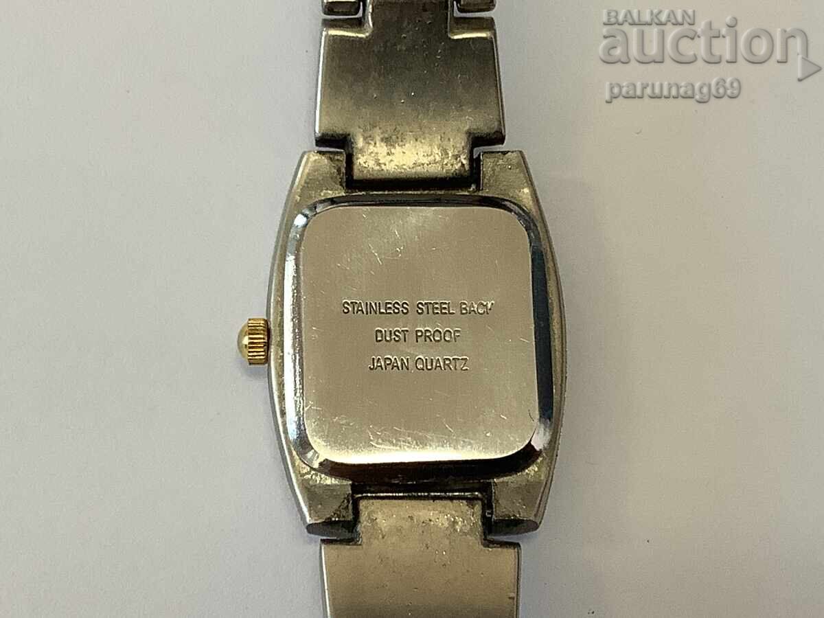 CARTIER ladies watch with price 35.00 BGN | € 17.90 CARTIER ladies watch with price 35.00 BGN | € 17.90