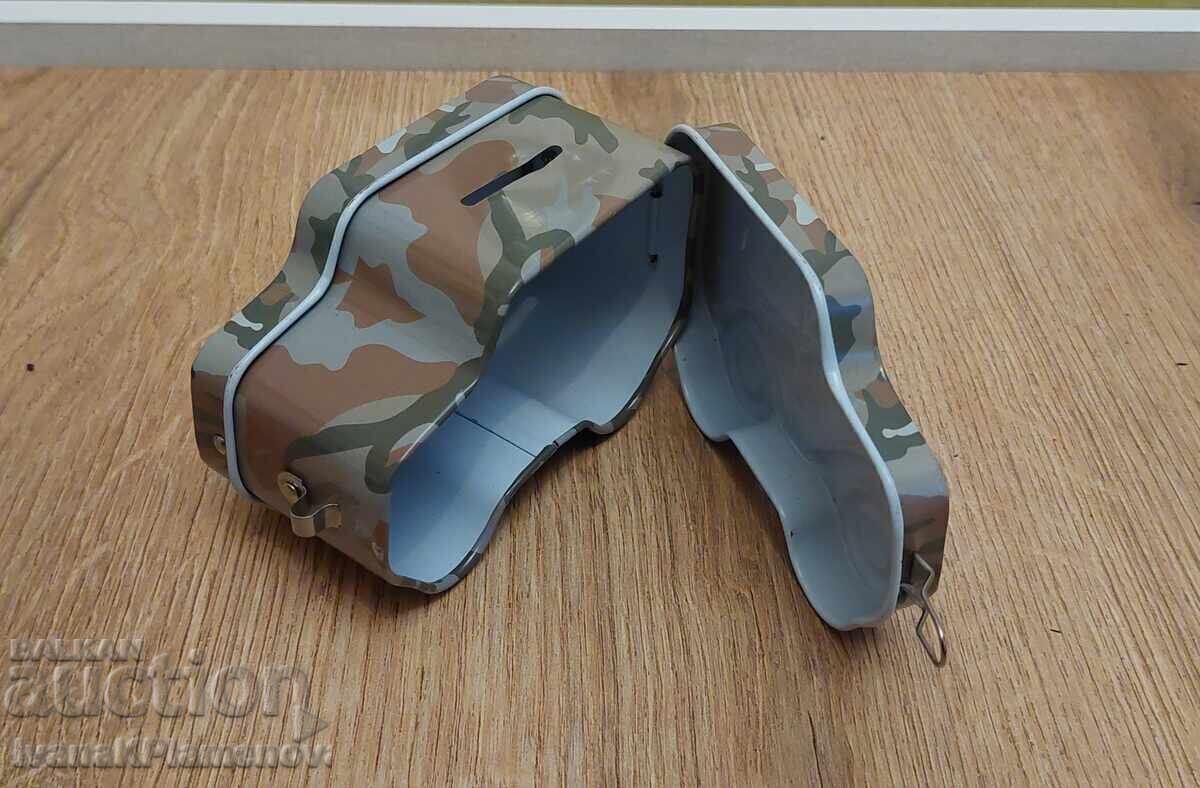 Μεταλλικός κουμπαράς με τιμή 6.00 BGN | € 3.07 Μεταλλικός κουμπαράς με τιμή 6.00 BGN | € 3.07