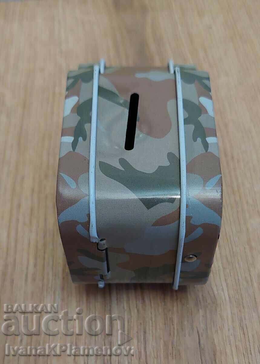 Livrarea Pușculiță metalică Livrarea Pușculiță metalică