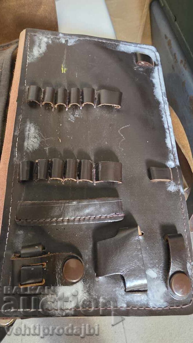 Leather bag-old soc - 6 Leather bag-old soc - 6