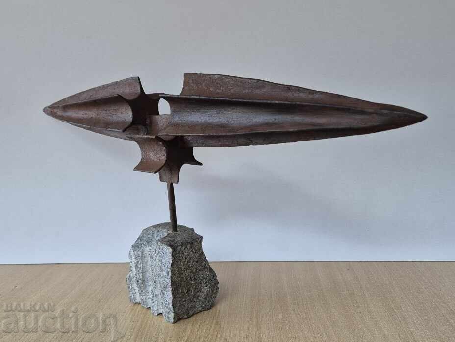 Auction Yane Gadzhev Section 2024 modern stylish and with a touch of radiance Auction Yane Gadzhev Section 2024 modern stylish and with a touch of radiance