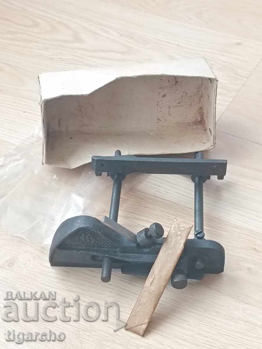 Carpentry tool - 7