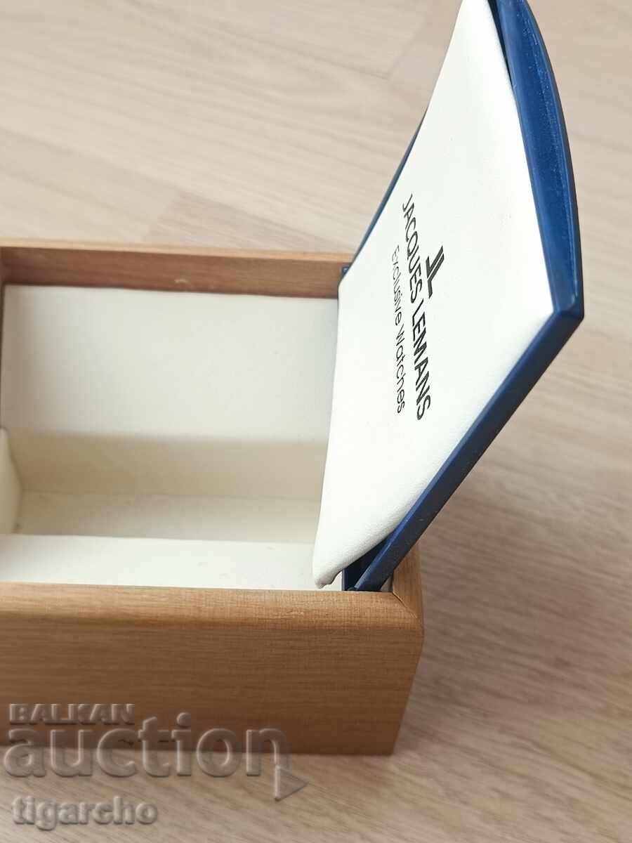 Auction  Jacques Lemans watch box