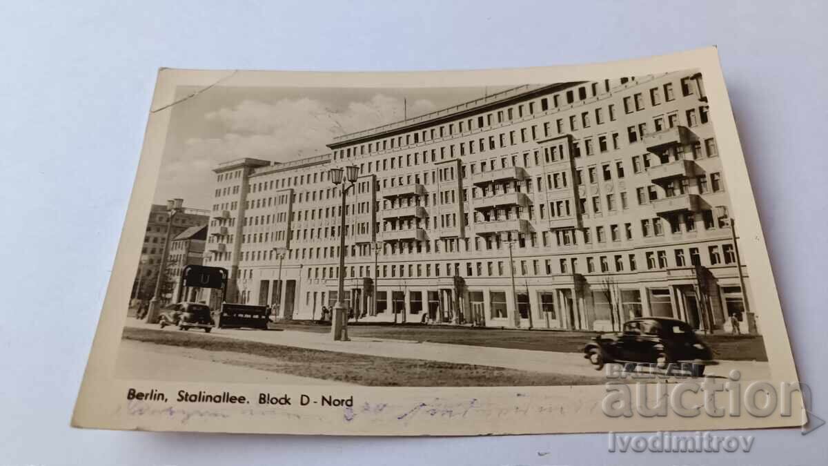 Postcard Berlin Stalinallee Block D - Nord Postcard Berlin Stalinallee Block D - Nord