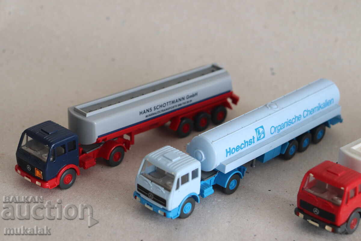 WIKING 1:87 H0 MERCEDES TANK TRUCK MODEL LOT 3 PCS. with price 30.00 BGN | € 15.34 WIKING 1:87 H0 MERCEDES TANK TRUCK MODEL LOT 3 PCS. with price 30.00 BGN | € 15.34