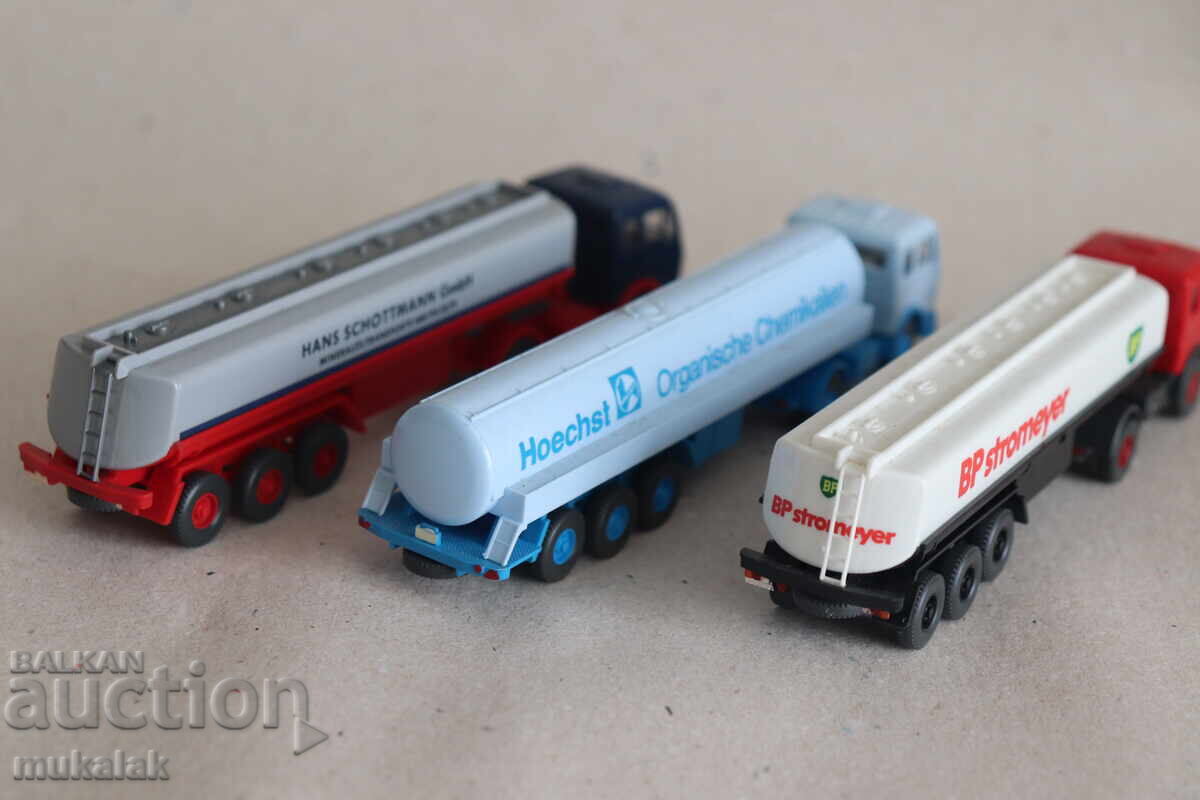 WIKING 1:87 H0 MERCEDES TANK TRUCK MODEL LOT 3 PCS. - 6 WIKING 1:87 H0 MERCEDES TANK TRUCK MODEL LOT 3 PCS. - 6