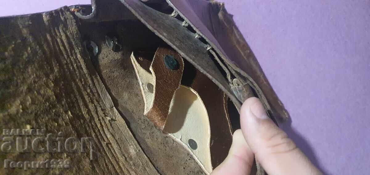 Delivery of Officer's tablet from the 1930s Delivery of Officer's tablet from the 1930s