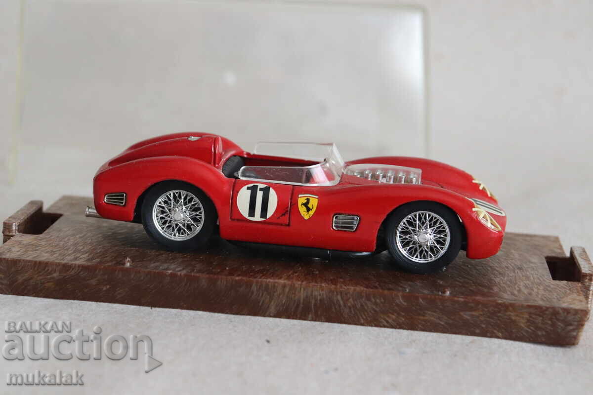 Delivery of 1:43 BRUMM FERRARI CAR MODEL TOY Delivery of 1:43 BRUMM FERRARI CAR MODEL TOY
