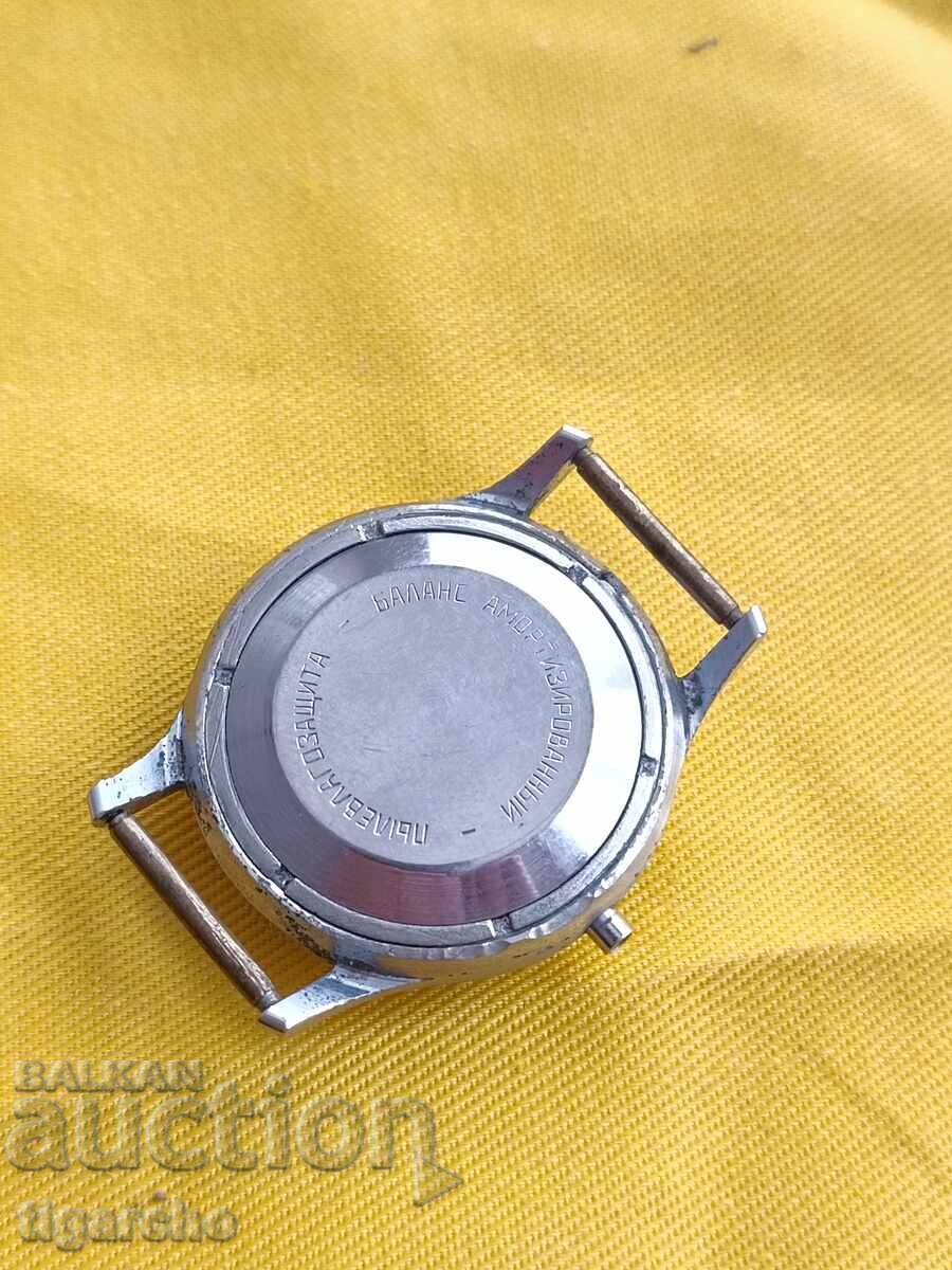 Delivery of Sports watch Delivery of Sports watch