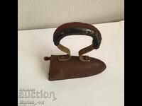 Old small iron iron ox tongue