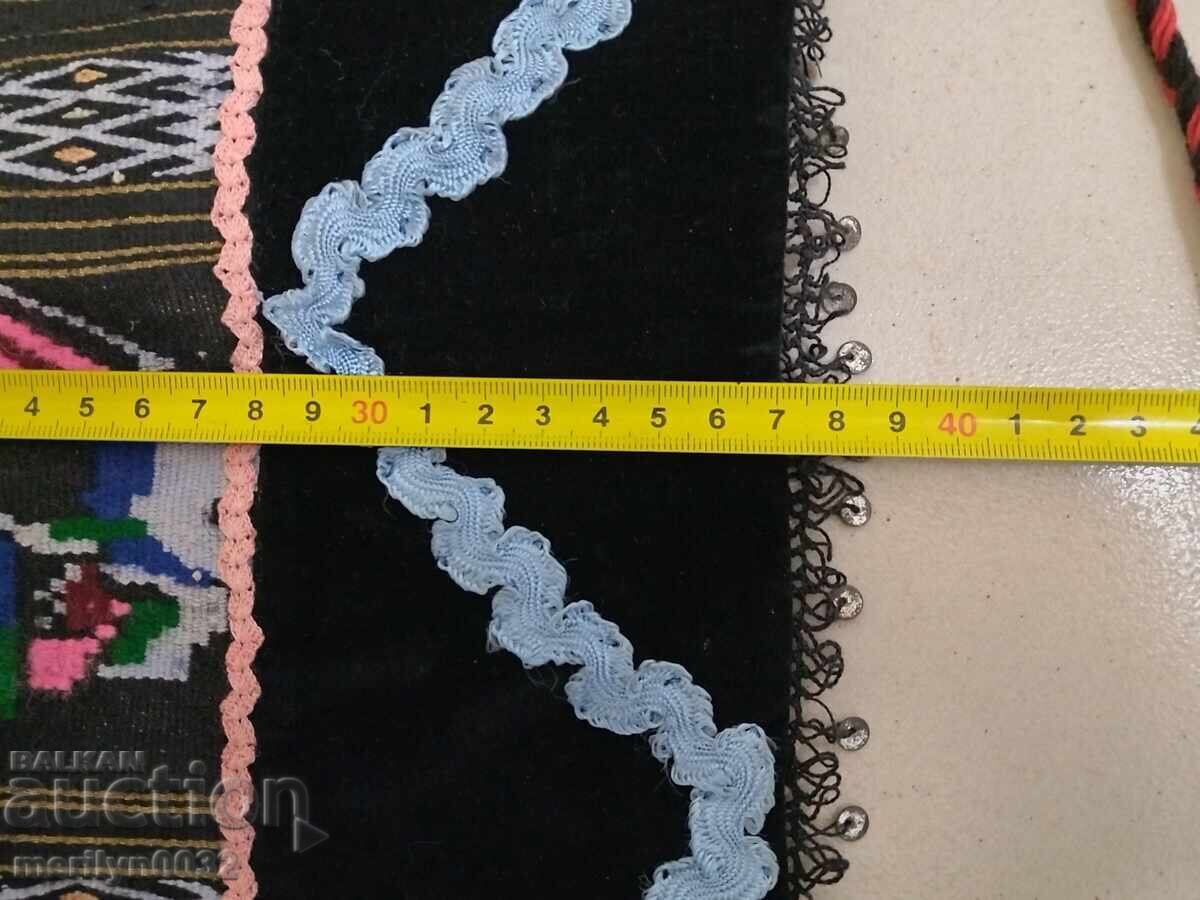 Broderie vechi șorț beteală, costum, pânză - 5 Broderie vechi șorț beteală, costum, pânză - 5