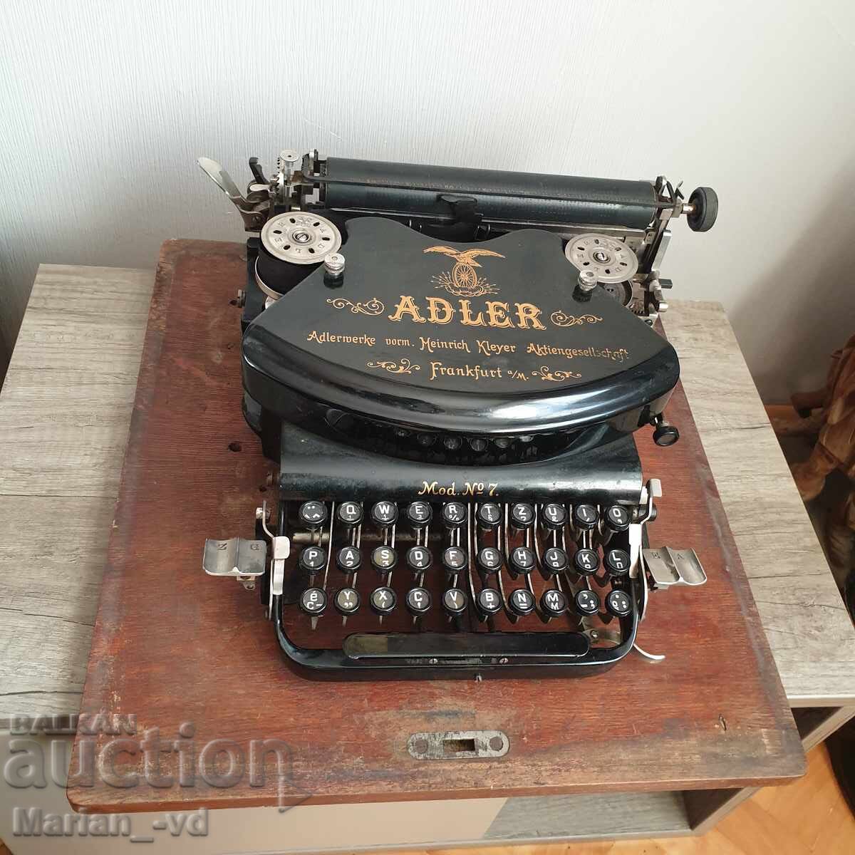 Portable German typewriter from 1910 Adler model No. 7 Portable German typewriter from 1910 Adler model No. 7