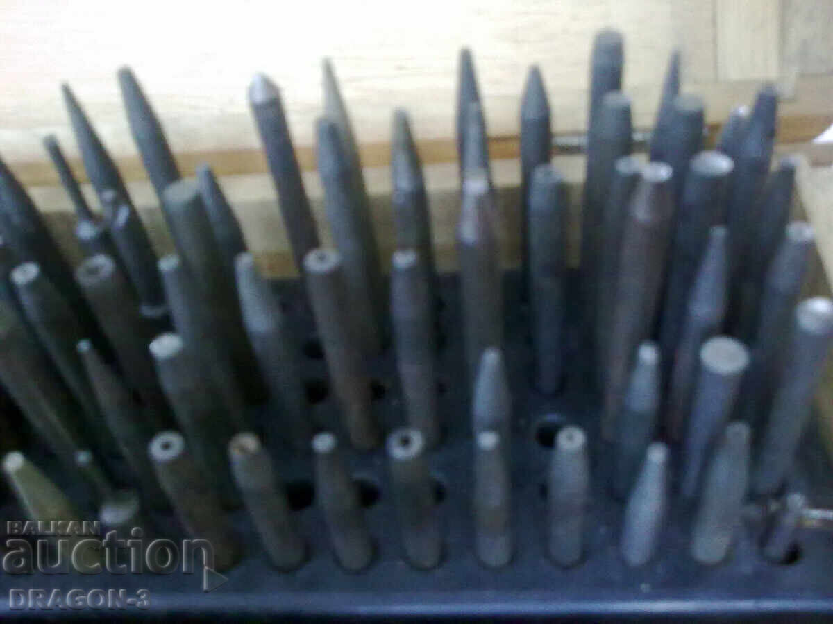 Auction PROFESSIONAL WATCHMAKER'S TOOL - FAVORITE Auction PROFESSIONAL WATCHMAKER'S TOOL - FAVORITE