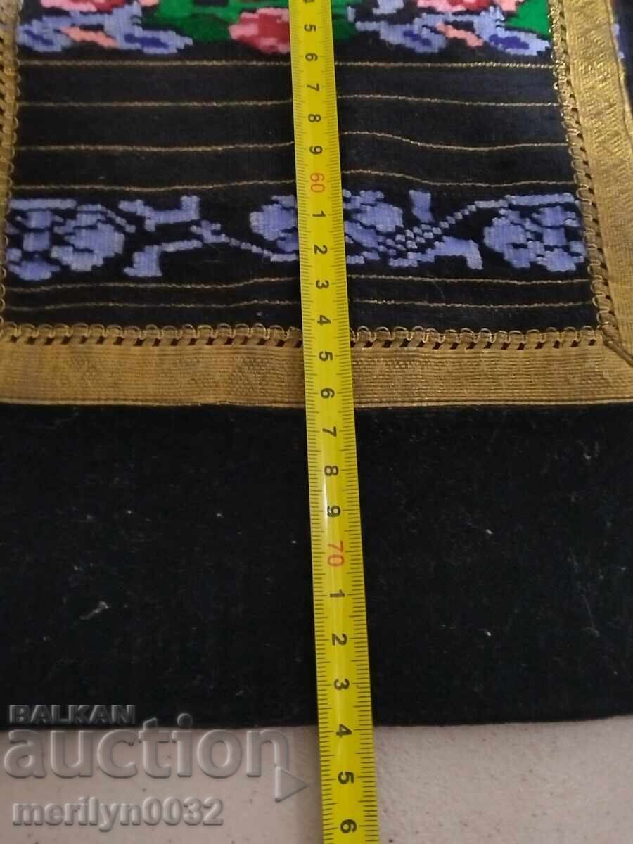 Livrarea Broderie vechi șorț beteală, costum, pânză Livrarea Broderie vechi șorț beteală, costum, pânză