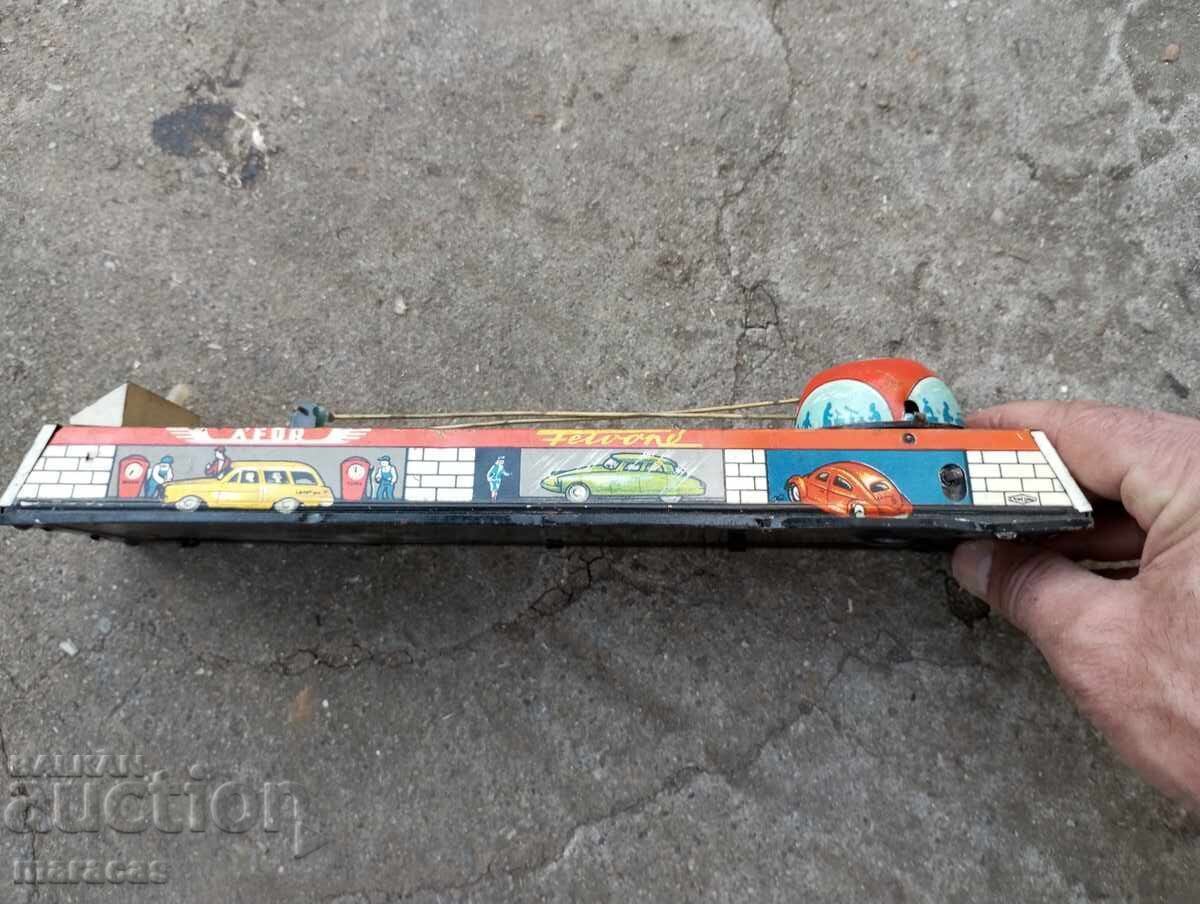 Аукцион Стара детска играчка рядък модел Аукцион Стара детска играчка рядък модел