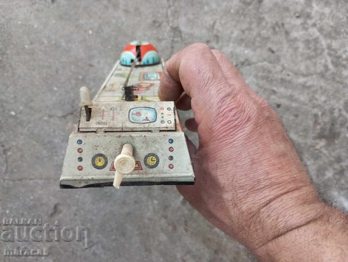 Доставка на Стара детска играчка рядък модел Доставка на Стара детска играчка рядък модел