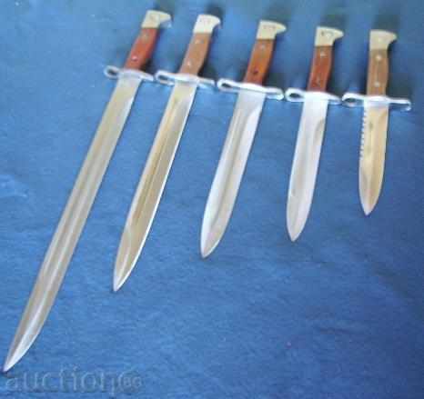 Auction  Shack AK 47 (Replica-2) 195/305 mm