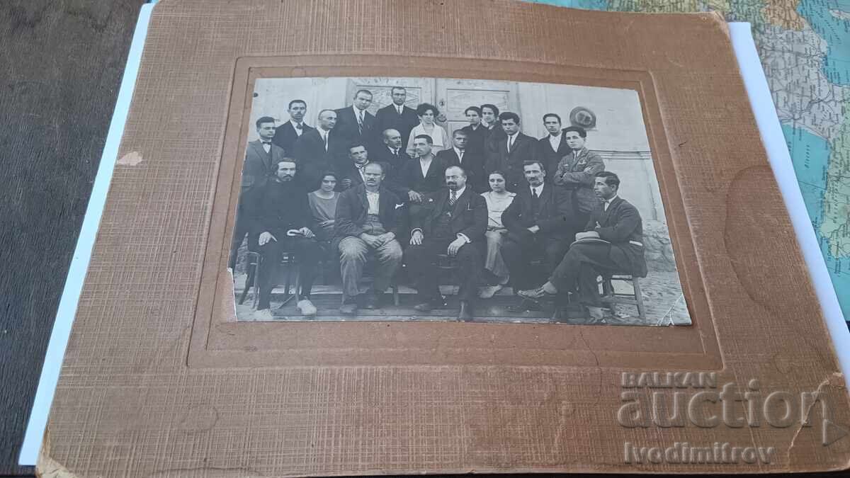 Foto Bărbați și femei Carton Foto Bărbați și femei Carton