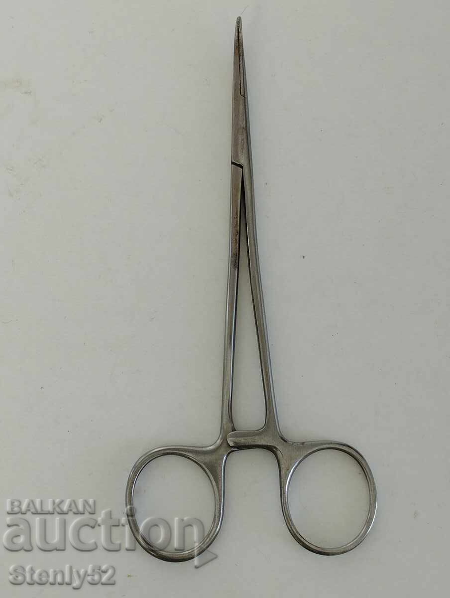 Surgical Medical, locking scissors. with price 10.00 BGN | € 5.11