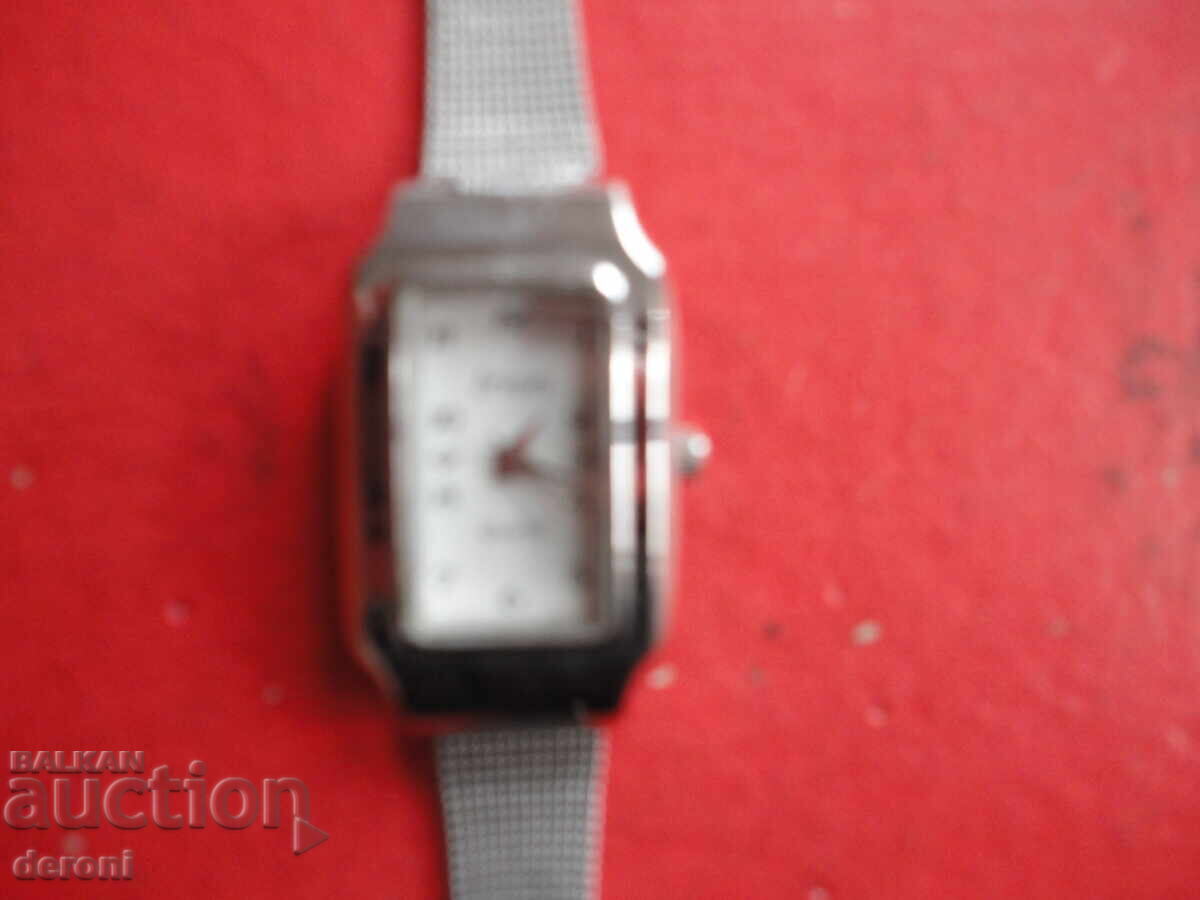 Γερμανικό ρολόι Iron Quartz με τιμή 35.00 BGN | € 17.90