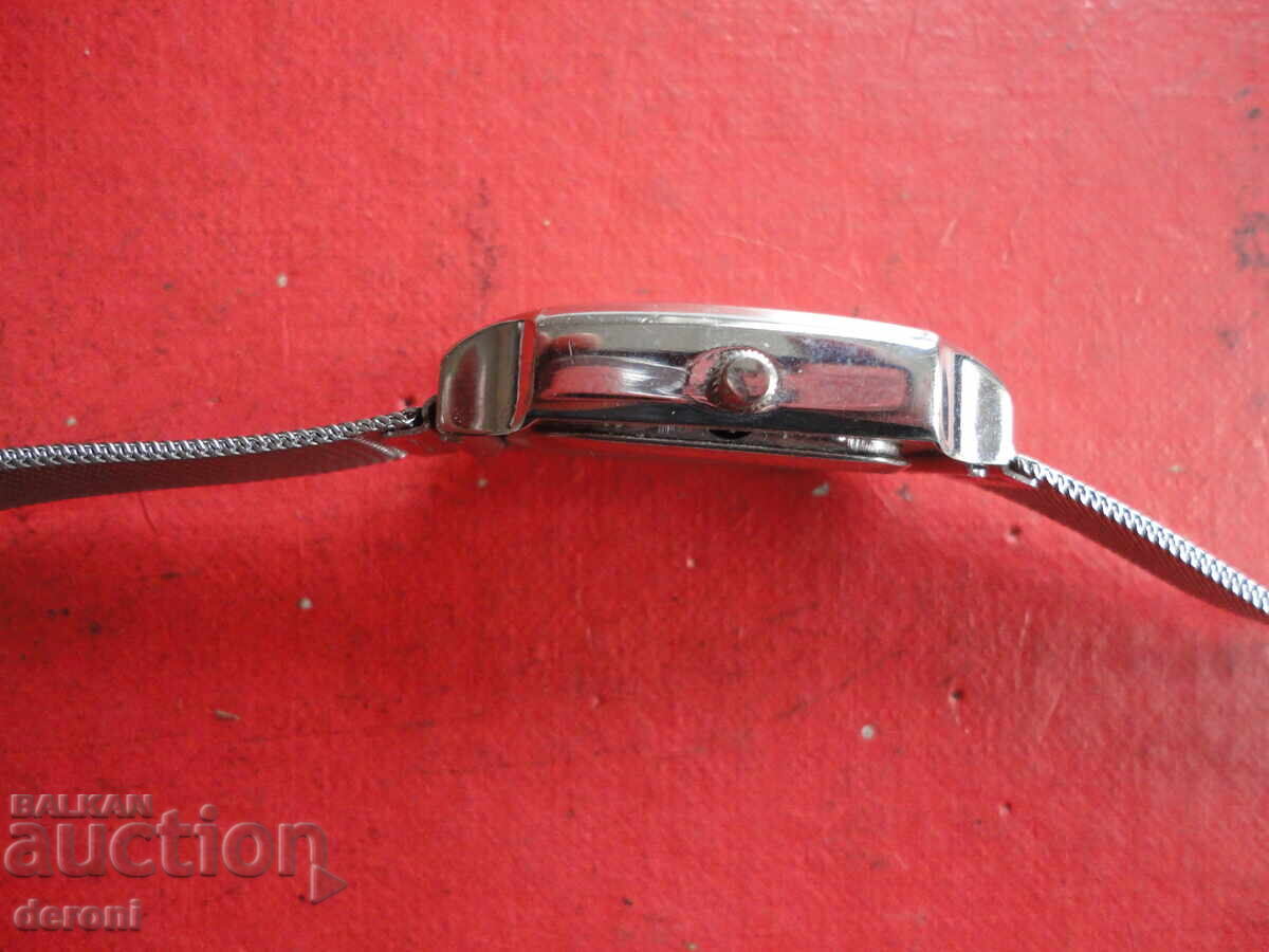 Παράδοση Γερμανικό ρολόι Iron Quartz