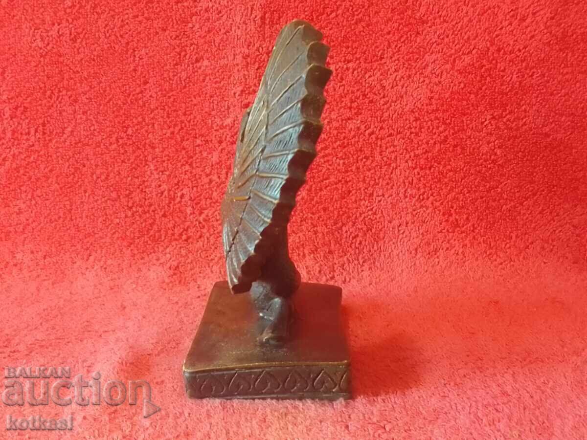 Old souvenir Figure of the Goddess Maat from ancient Egypt - 5 Old souvenir Figure of the Goddess Maat from ancient Egypt - 5