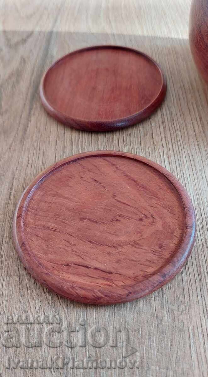 Delivery of Wooden coasters for connoisseurs