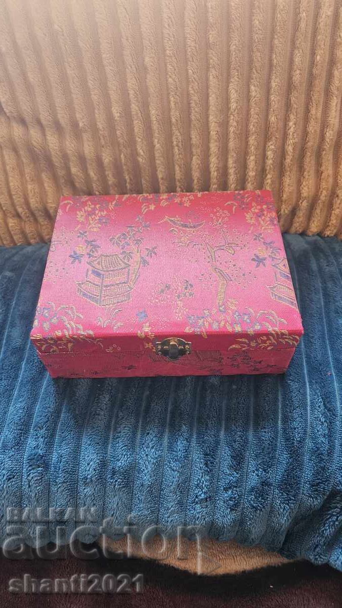 Παράδοση Νέο mini service πορσελάνης, γνήσιο κουτί Παράδοση Νέο mini service πορσελάνης, γνήσιο κουτί