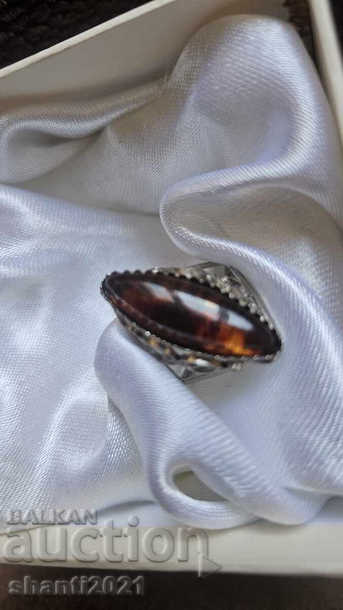 Livrarea Inel de chihlimbar