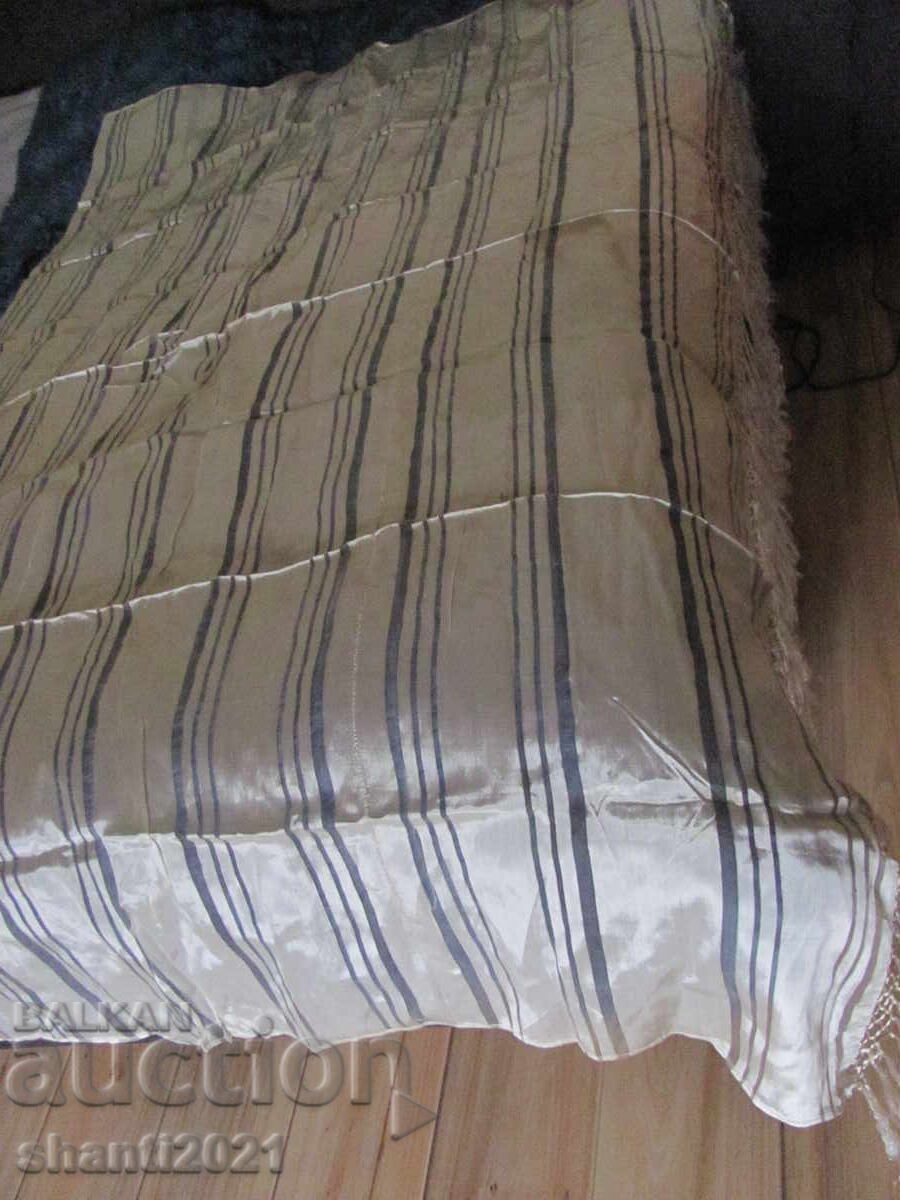 secolul al XIX-lea cuvertură de pat - mătase kenar țesut manual foarte fin secolul al XIX-lea cuvertură de pat - mătase kenar țesut manual foarte fin