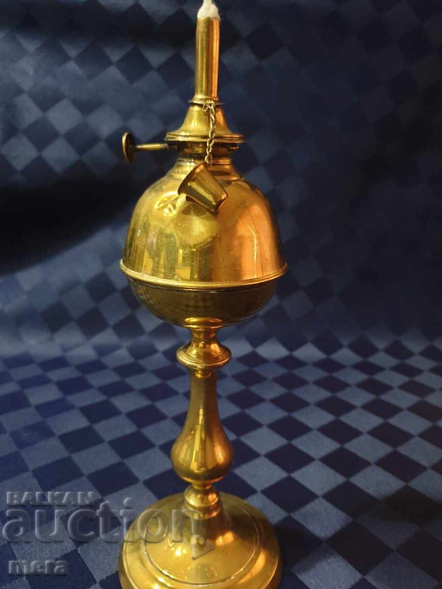 Licitație Lampă elegantă din alamă Licitație Lampă elegantă din alamă