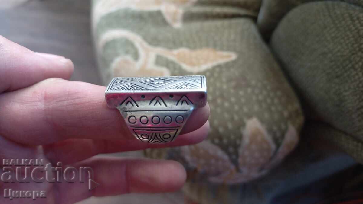 ΠΑΛΙΟ ΑΣΗΜΕΝΙΟ ΓΥΝΑΙΚΕΙΟ ΔΑΧΤΥΛΙΔΙ ΠΑΛΙΟ ΑΣΗΜΕΝΙΟ ΓΥΝΑΙΚΕΙΟ ΔΑΧΤΥΛΙΔΙ