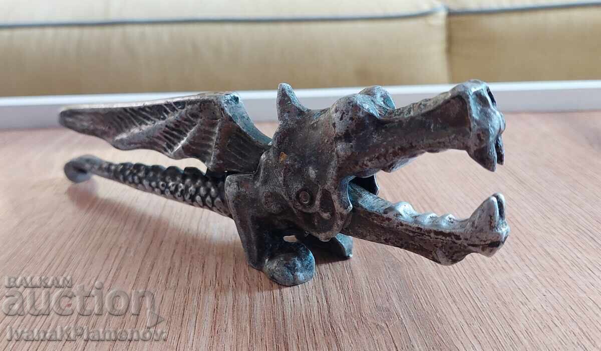 Spărgător de nuci de epocă pentru colecționari - 6 Spărgător de nuci de epocă pentru colecționari - 6