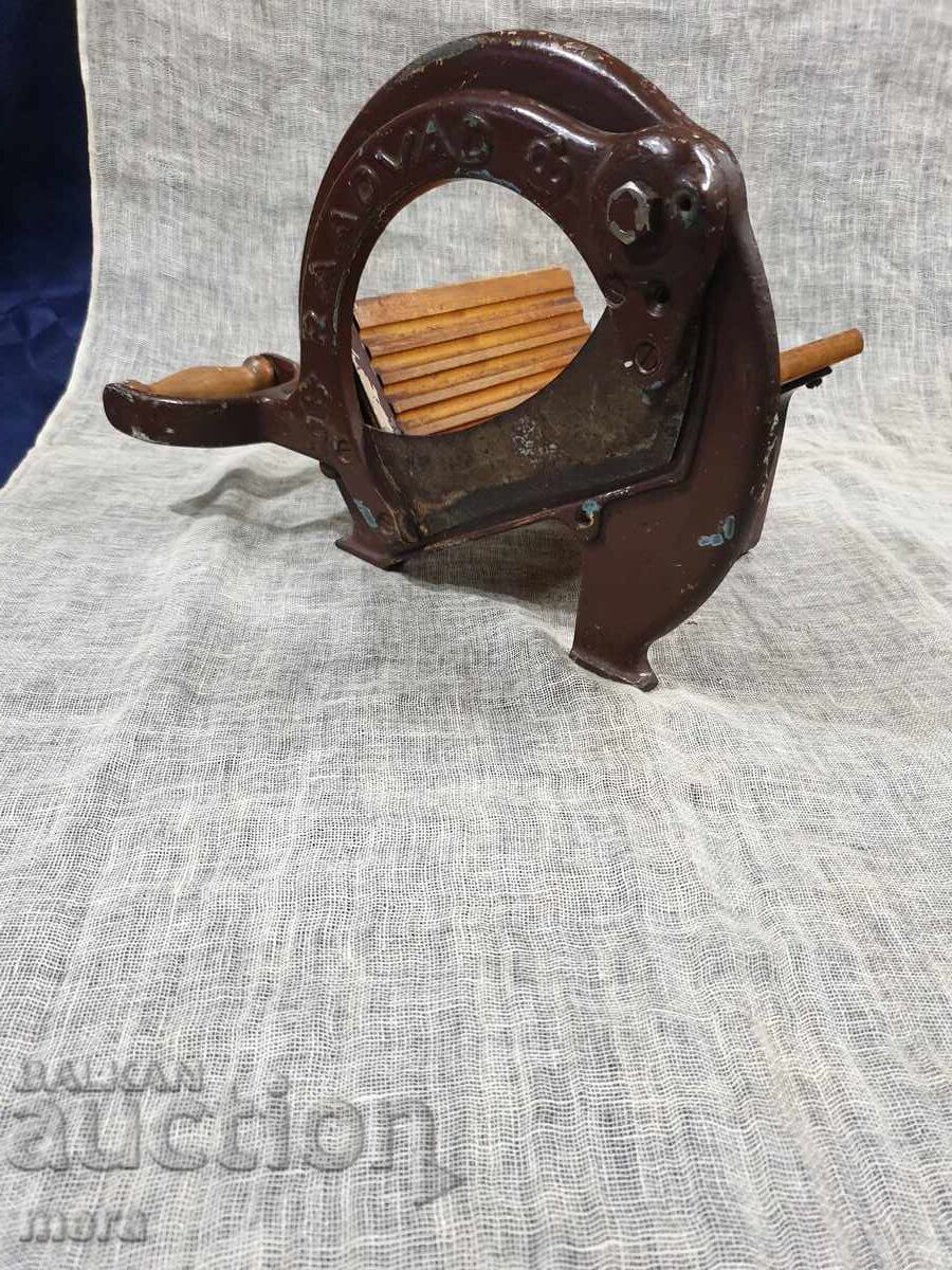 Vintage knife, guillotine RAADVAD for food products Vintage knife, guillotine RAADVAD for food products