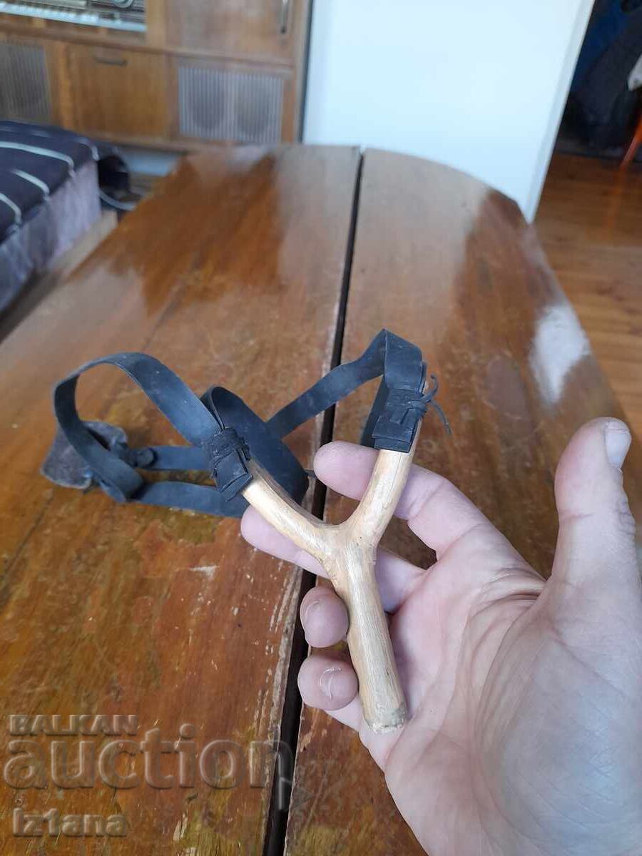 Auction  An old children's sling