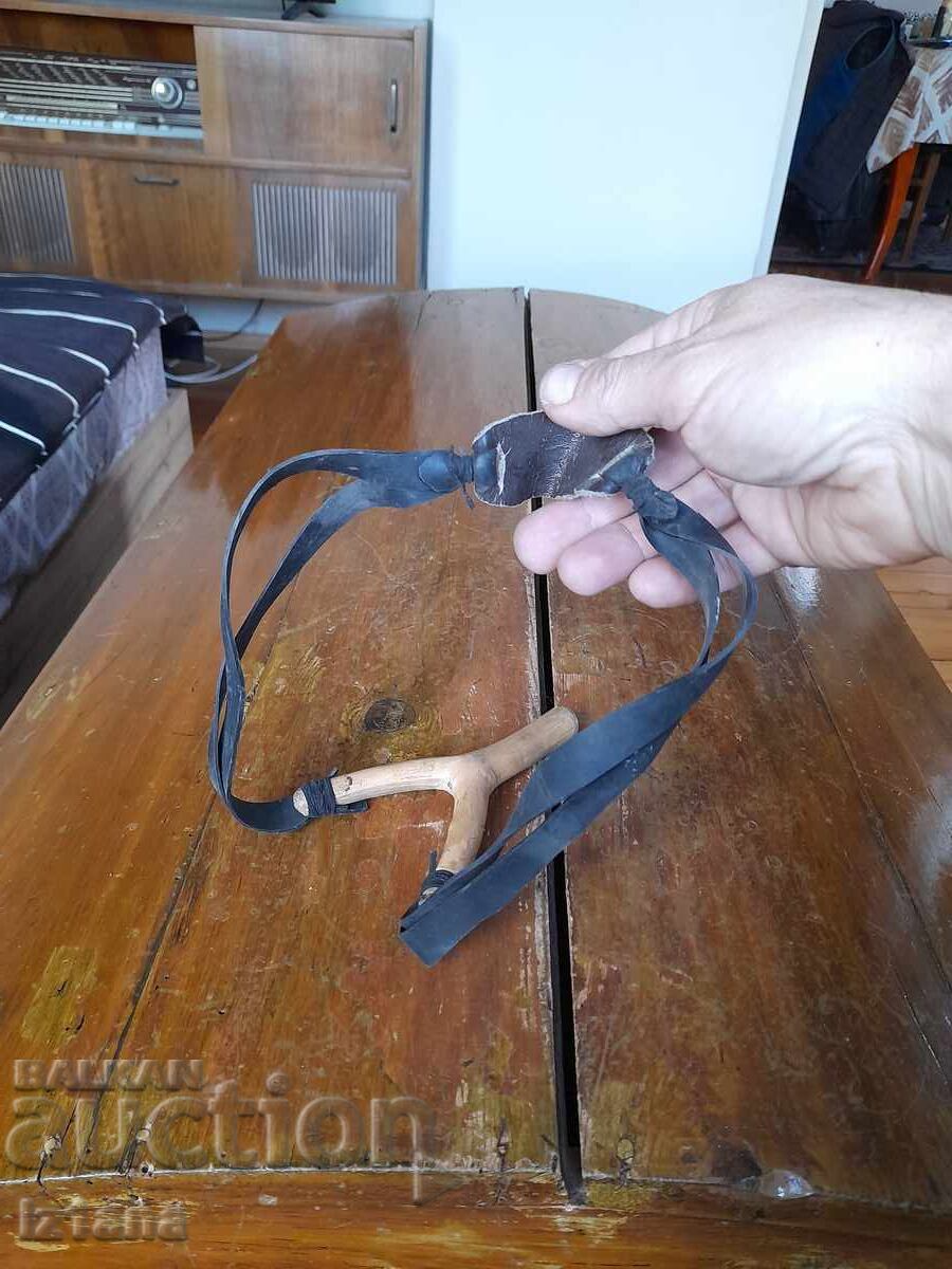 An old children's sling - 5