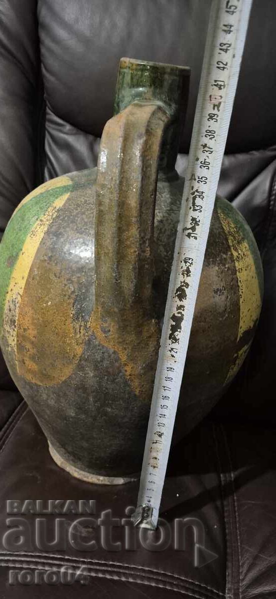 Delivery of PITCHER - OLD POTTERY - HUGE Delivery of PITCHER - OLD POTTERY - HUGE