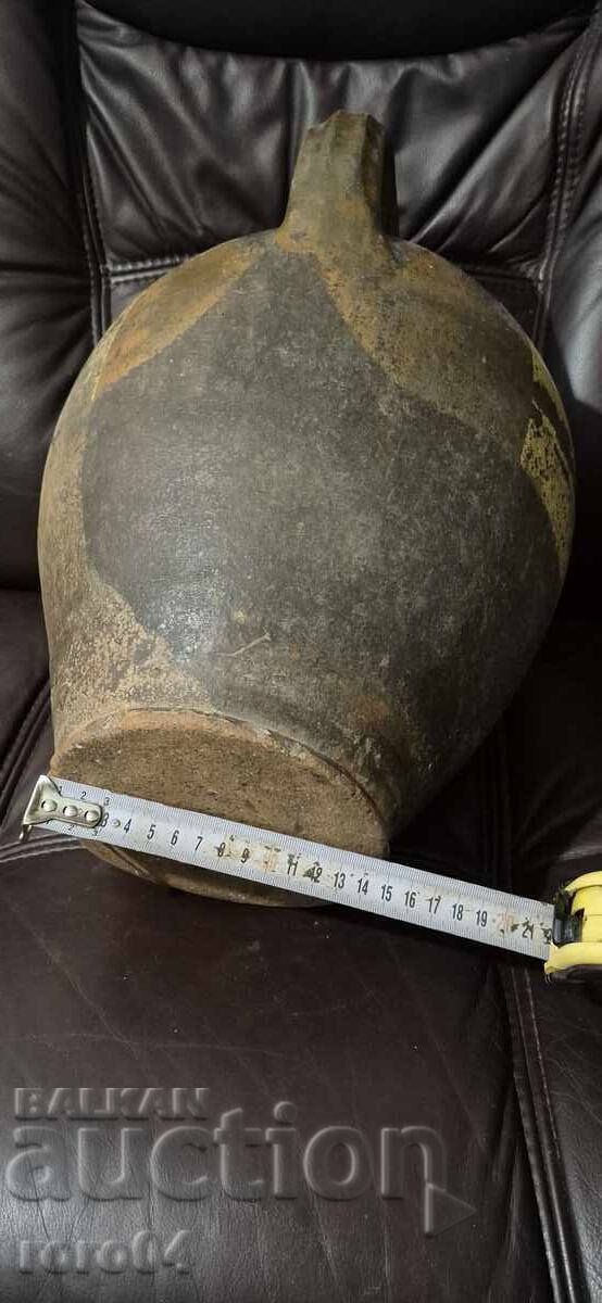 PITCHER - OLD POTTERY - HUGE - 7 PITCHER - OLD POTTERY - HUGE - 7