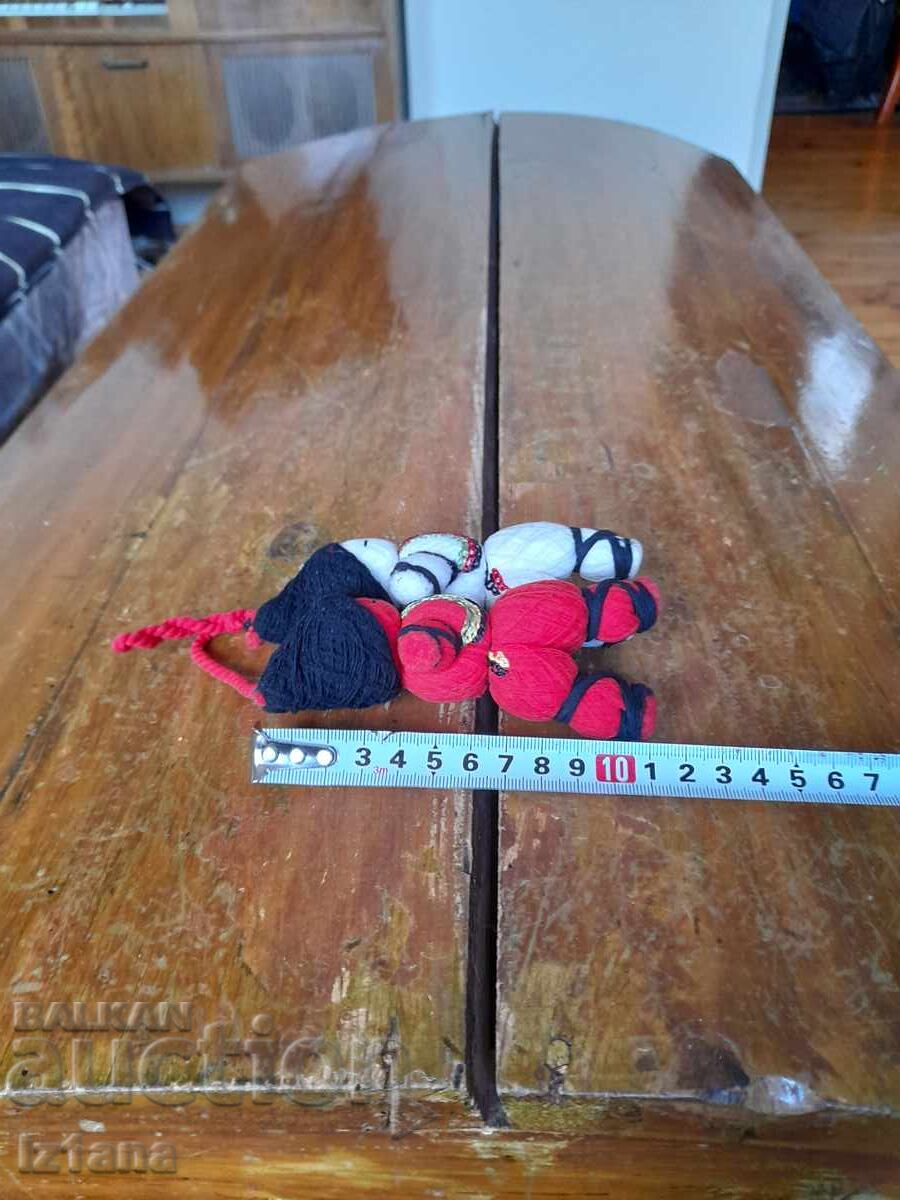 Livrarea Bătrâna Martenitsa Livrarea Bătrâna Martenitsa