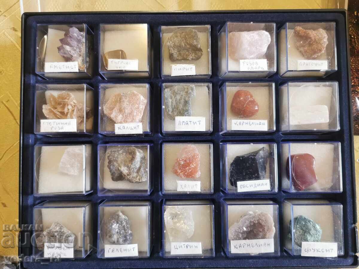 collection of minerals, crystals with price 135.00 BGN | € 69.02