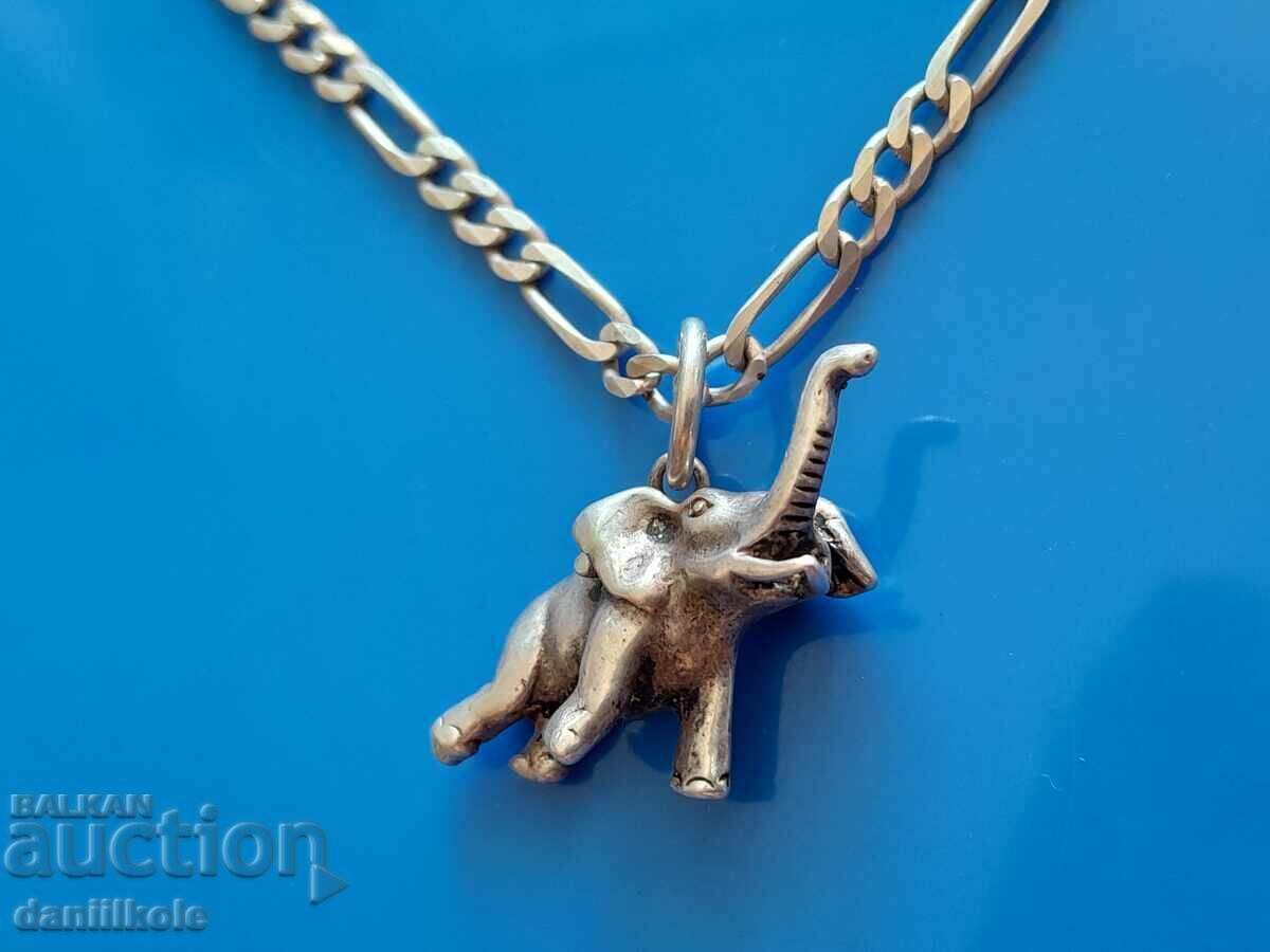 *$*Y*$* SILVER CHAIN WITH 3D ELEPHANT PENDANT - EXCELLENT *$*Y*$* - 5 *$*Y*$* SILVER CHAIN WITH 3D ELEPHANT PENDANT - EXCELLENT *$*Y*$* - 5