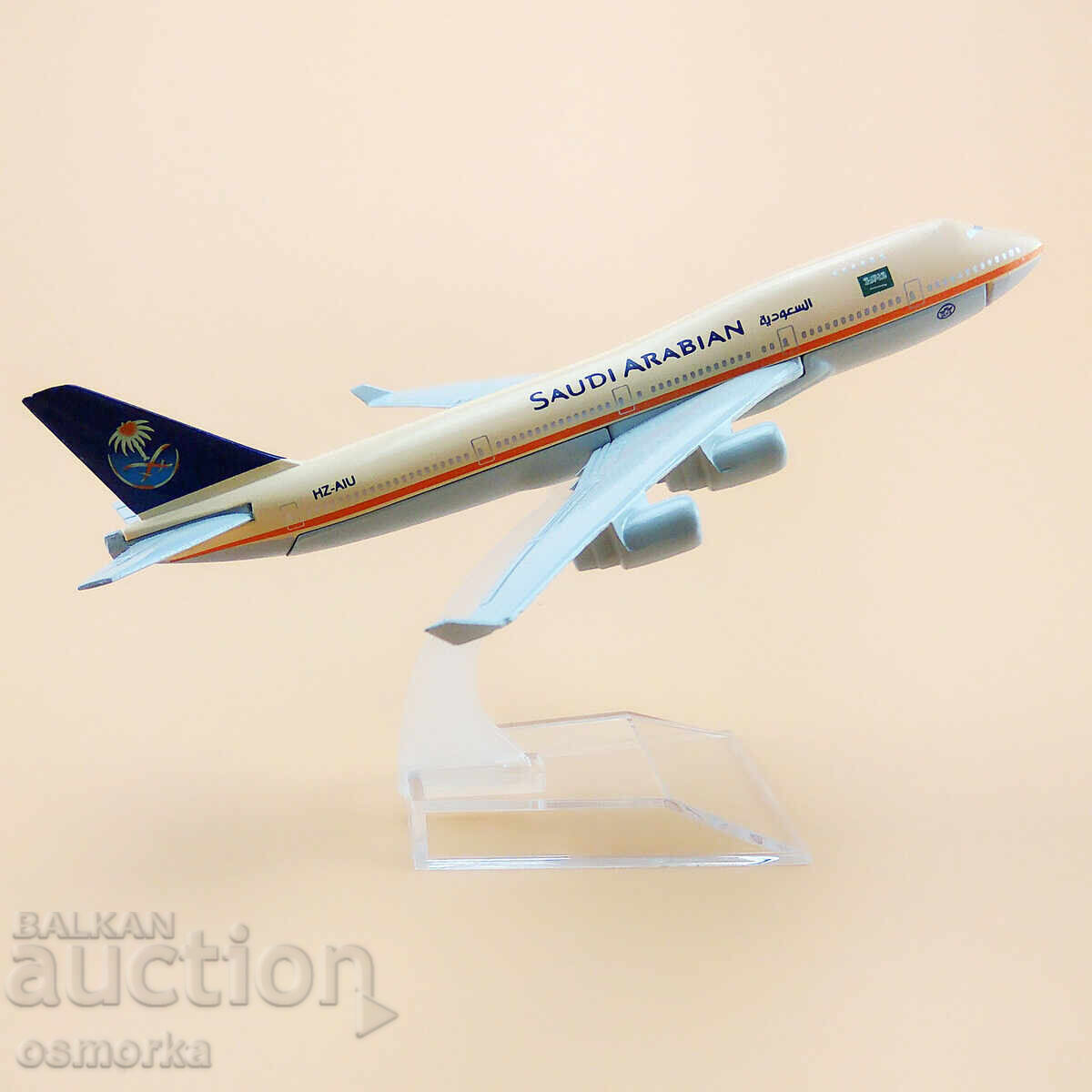 Machetă de model de avion Boeing 747 Căptușeală metalică din Arabia Saudită - 6 Machetă de model de avion Boeing 747 Căptușeală metalică din Arabia Saudită - 6