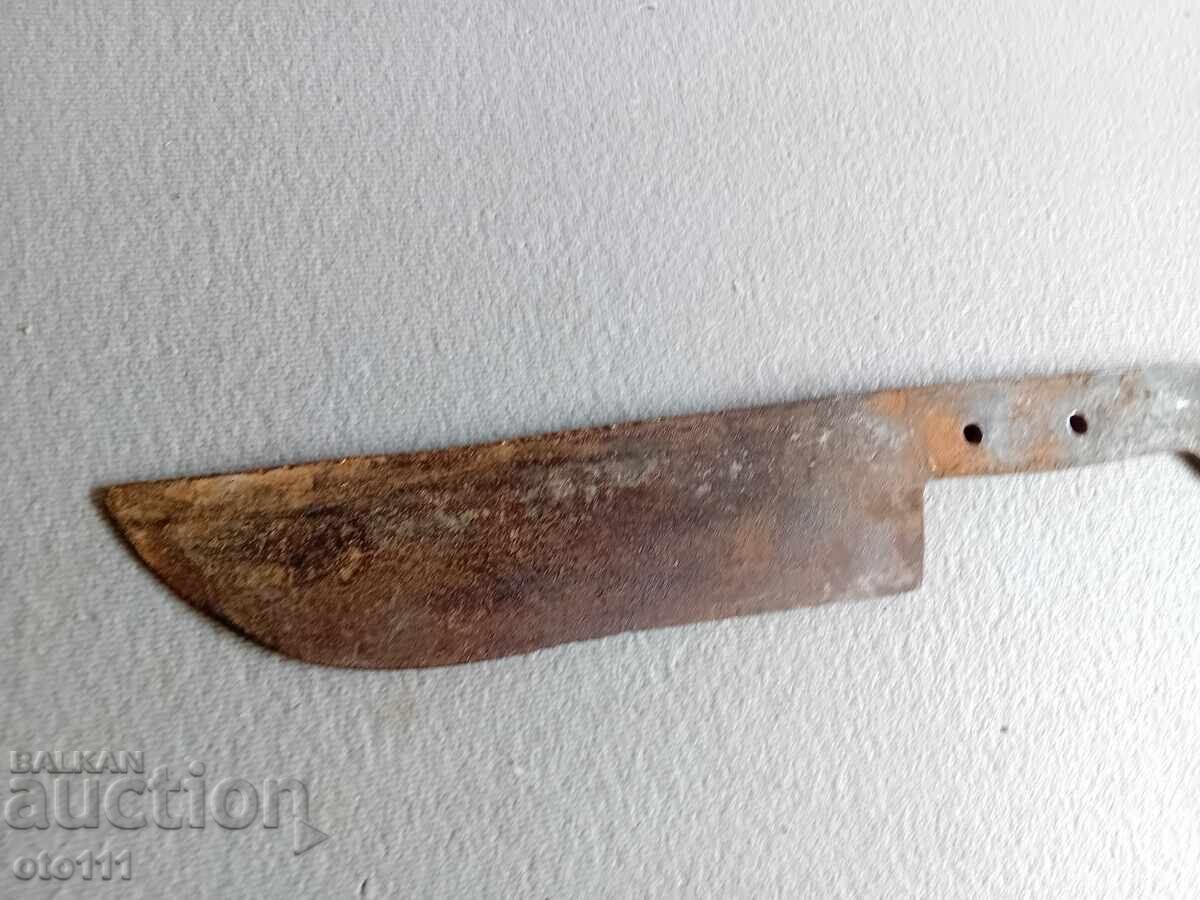 ΠΑΛΙΟ ΣΦΥΡΗΤΟ ΜΑΧΑΙΡΙ - ΛΑΜΠΑ με τιμή € 15.00 | 29.34 BGN