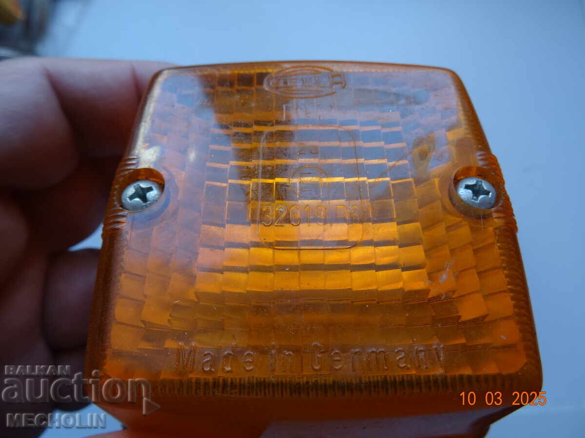 Auction HELLA TOP 32019 R6 LIGHT GERMAN Auction HELLA TOP 32019 R6 LIGHT GERMAN