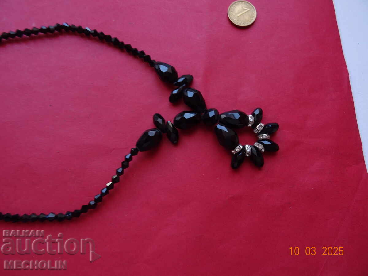 Delivery of OLD NECKLACE 2