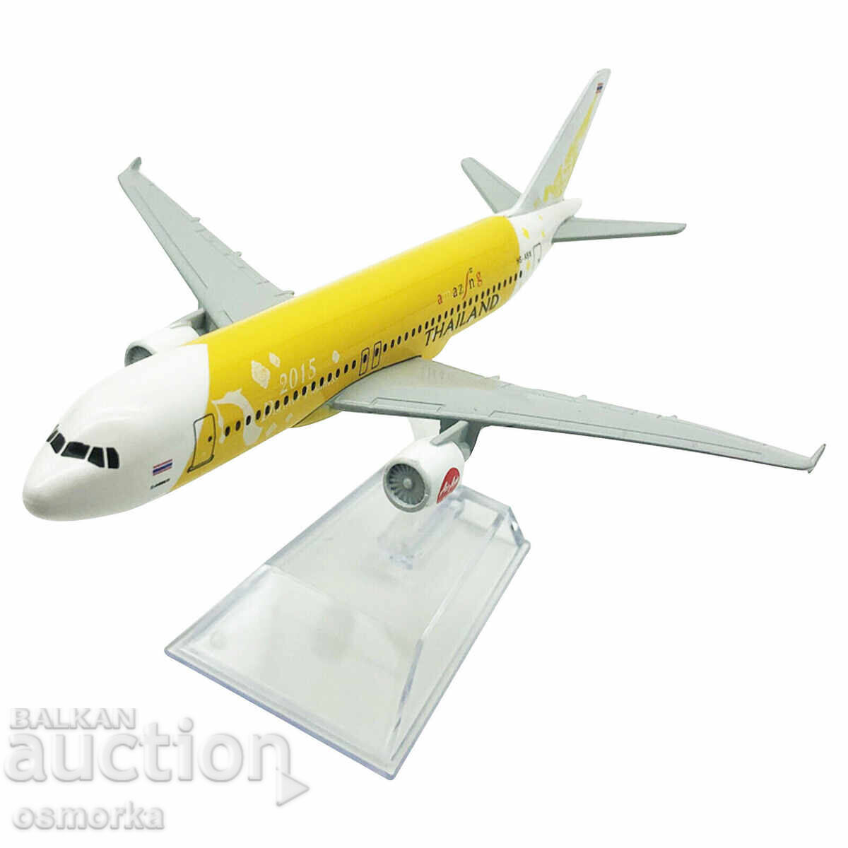 Auction  Airbus 320 airplane model mockup Thailand amazing metal