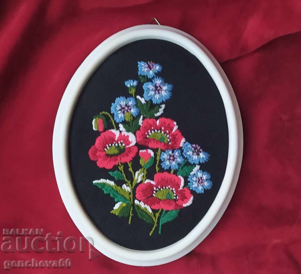 Παράδοση "Λουλούδια" όμορφα χειροποίητα κεντημένα γοβέλια Παράδοση "Λουλούδια" όμορφα χειροποίητα κεντημένα γοβέλια