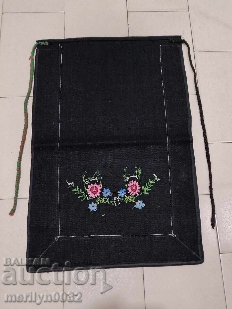 Delivery of Old apron tinsel embroidery, costume, cloth Delivery of Old apron tinsel embroidery, costume, cloth