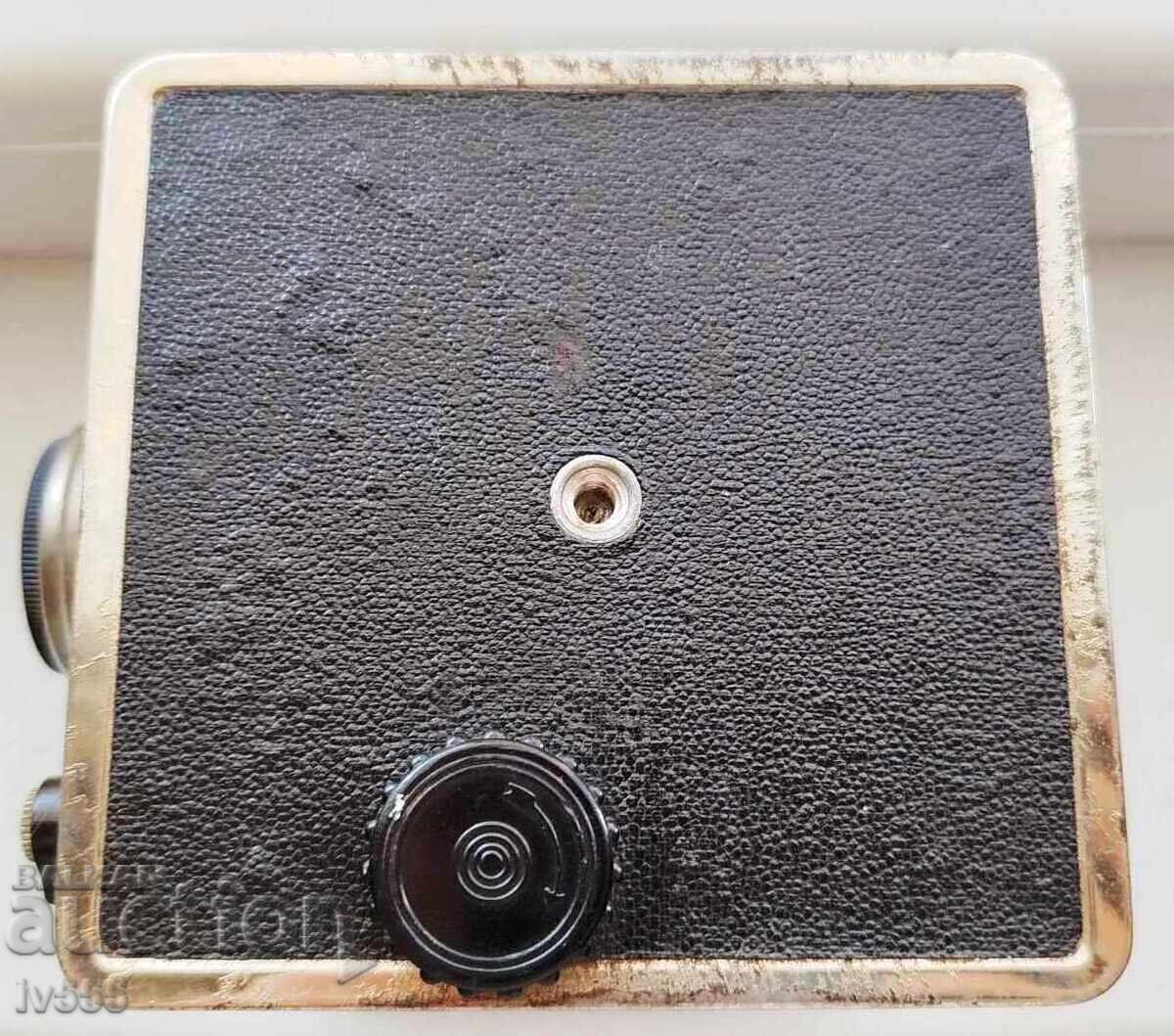 Auction FOR SALE AN OLD GERMAN CAMERA/BOX CAMERA - GEVABOX/6X9 Auction FOR SALE AN OLD GERMAN CAMERA/BOX CAMERA - GEVABOX/6X9